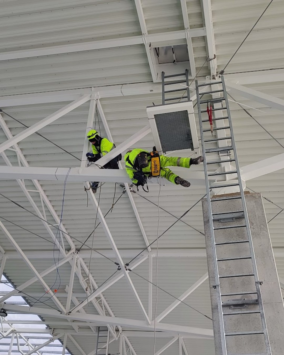 Montaż czujników monitoringu konstrukcji GEOKON