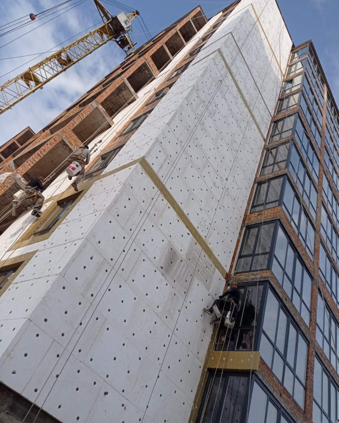 Zdjęcia alpinistów przemysłowych